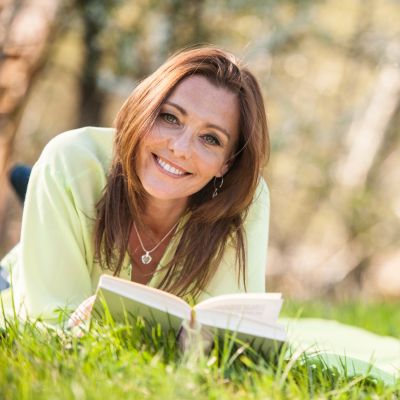 Bild zu Kontaktlinsen korrigieren Alterssichtigkeit